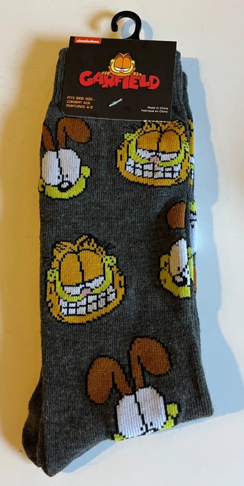 NICKELODEON "GARFIELD" & ODIE SOCKS SHOE SIZE 6-12 CENTRIC 2025