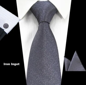 Juego de pañuelos y gemelos cuadrados de bolsillo con corbata de seda gris hierro plateado - Imagen 1 de 1
