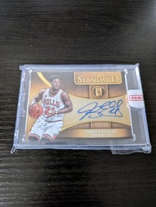 2016-17 Jimmy Butler - Gold Standard Basketball On Card Auto #/25