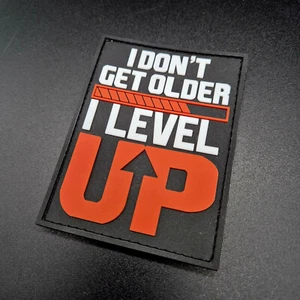 PVC Patch Abzeichen Klett Geburtstag Level Up Spruch Gamer - Bild 1 von 2
