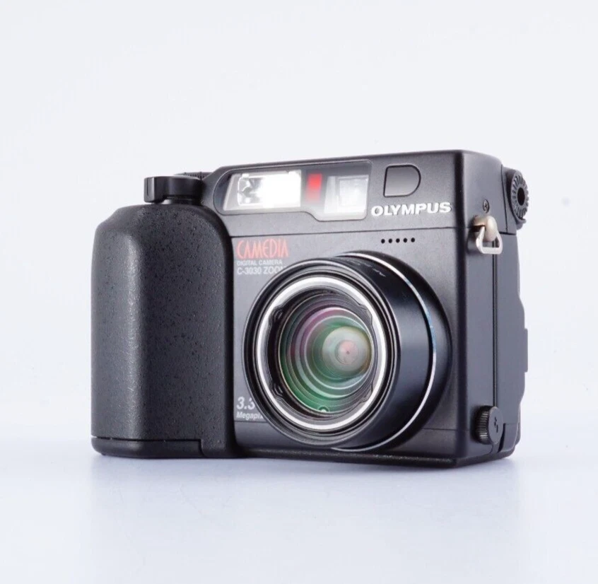 OLYMPUS Camedia C-3030 3.3MP Digital Camera w/ 64MB Smart Media 【Japanese Only】 - Image 1 of 4