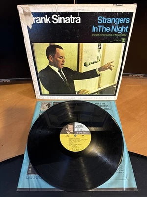 Frank Sinatra Strangers In The Night LP Vinyl Record Album B1 VG Foto 1 de 2