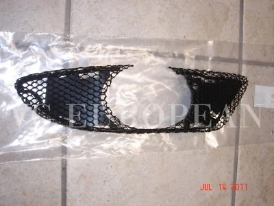 Mercedes W203 C Genuine AMG Front Bumper Cover Right Mesh Grille C230 C240 C320 - Image 1 of 2