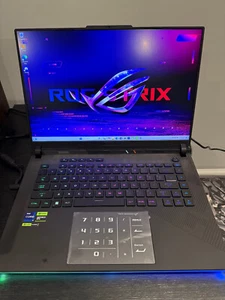 Asus ROG Strix Scar 16 G634 16 240Hz QHD+ 2.2 GHz i9-14900HX 32GB 1TB RTX 4080 - Picture 1 of 13