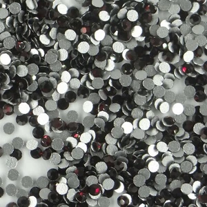 SS5 PR G *** 50 strass Preciosa fond plat SS5 (1,8omm) couleur: GARNET - Imagen 1 de 4