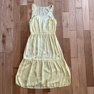 Nation Ltd Los Angeles buttergelbes ärmelloses Midikleid mit Stufen Größe Small - Bild 1 von 6