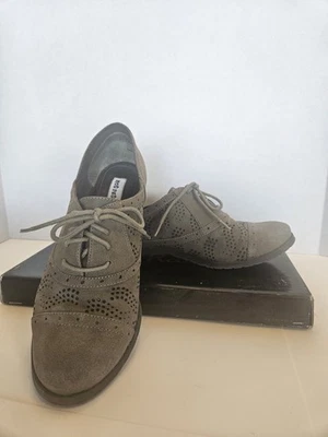 Not Rated Women's Traveler Brown Suede Shoes  Size 7.5 - Image 1 of 4