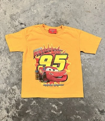 Camiseta Lightning McQueen Disney Cars Pixar 2006 Copa Pistón Niños M 14.5x18.5 De Colección Foto 1 de 4