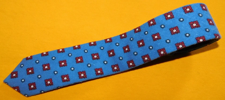 CORBATA ORIGINAL PINGÜINO TODO ALGODÓN MULTICOLOR FLORAL EXTRA DELGADA - CORBATAS DE DISEÑO. Foto 1 de 3