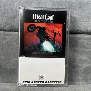 MEAT LOAF - BAT OUT OF HELL (Cassette, 1977, Epic) PET34974 - Imagen 1 de 5