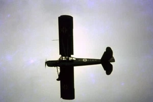 original 35 mm colour Slide German FI-156 G-AZMH wessex aviation dorchester - Photo 1/1
