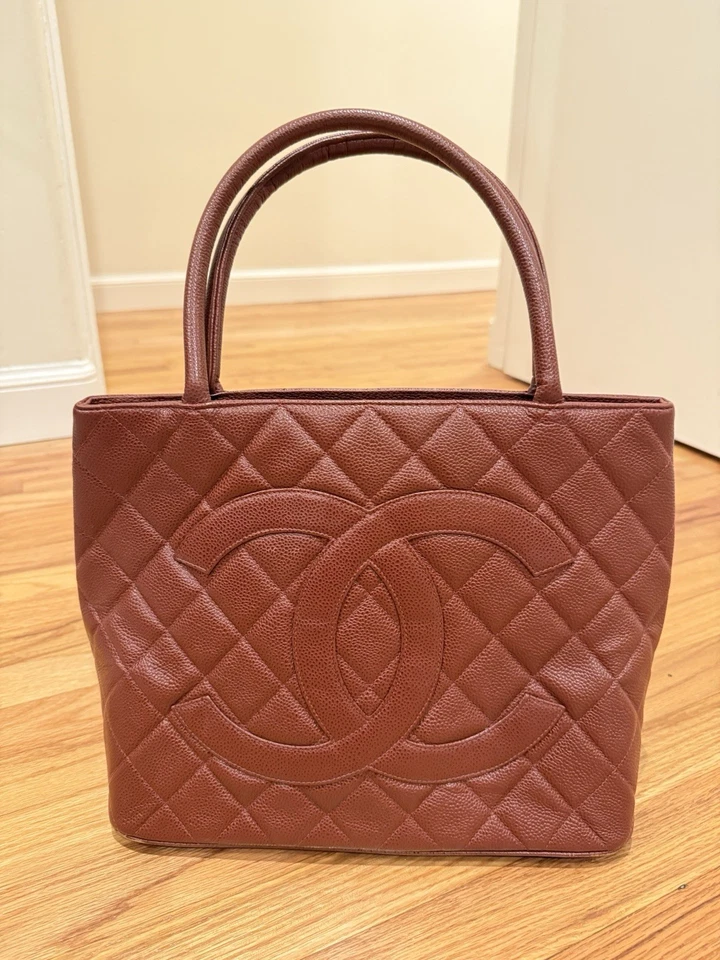 🖤 Authentic Vintage Chanel Medallion Tote – Brown Caviar Leather (1997–1999) - Image 1 of 4