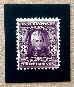 U.S. #302 Mint NH.     Catalog $140.00 - Picture 1 of 2