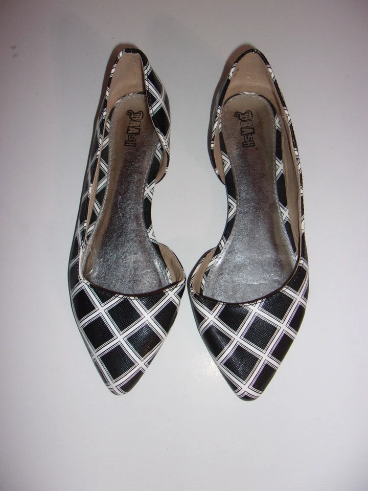 NEW BRASH Women's Black & White Pointed Toe Cut Out Slip On Flats SIZE 8.5 - Image 1 of 4