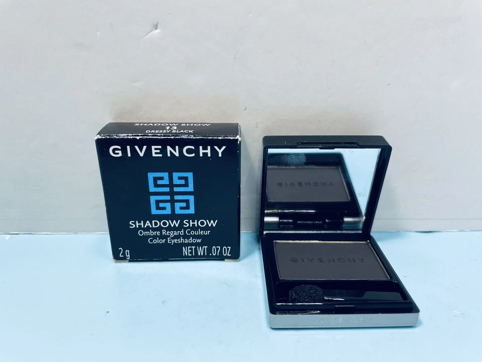 GIVENCHY - SHADOW SHOW - SOMBRA DE OJOS COLOR - ELEGANTE NEGRO 13 -,07 OZ - NUEVO Y EN CAJA Foto 1 de 1
