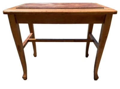 Antiguo banco de órgano de arce Birdseye marrón de la década de 1940, 21L x 13W x 19,25H pulgadas Foto 1 de 4