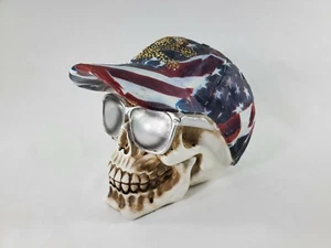 Teschio berretto bandiera americana con occhiali da sole ufficio, decorazione scrivania fermacarte nuovo - Foto 1 di 7