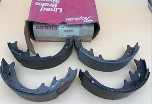Raybestos Set Of 4 Brake Shoes 445RP NOS - Fits ‘98 Dodge Dakota, ‘79 Dodge D150 - Picture 1 of 4
