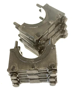 2000 24V CUMMINS ISB MAIN CRANKSHAFT CAPS WITH BOLTS FULL SET OEM - Picture 1 of 8