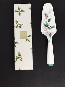 Mikasa Ribbon Holly Christmas Bone China Cake Pie Server W/Box Discontinued EUC - Picture 1 of 2