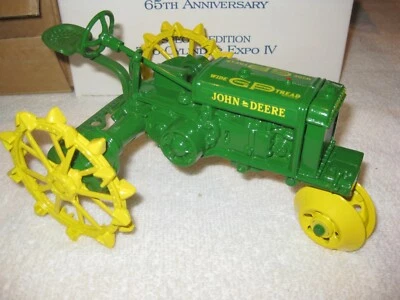 1:16 JOHN DEERE 1929 GPWT 1994 TRATOR CLUBE DOIS CILINDROS NOVO NA CAIXA #5706TA - Imagem 1 de 4