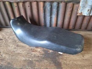 Kawasaki GPZ 500 S - Seat - Picture 1 of 12