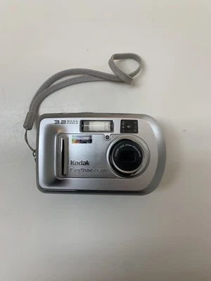 Kodak EasyShare CX7300 3.2MP Digital Camera Tested with 256MB SD Card - Image 1 of 2