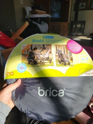 Коляска Munchkin Brica комфортный навес - Изображение 1 из 2