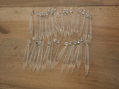 Lot 30 pampilles pointe flèche glaçon cristal lustre applique chandelier perles - Photo 1/4
