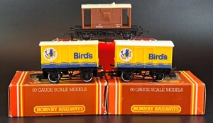 Hornby - Calibre OO - R.002 Birds Furgonetas cerradas x 2 - R.218 B.R. Furgoneta de freno - Imagen 1 de 13