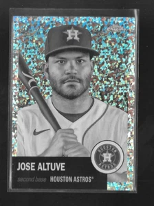 JOSE ALTUVE 2022 Topps Chrome Platinum 123 BLACK WHITE MINI DIAMOND REFRACTOR - Picture 1 of 2