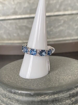 Anillo Bomb Party RBP6632 “Uptown Glamour” Azul Circón Espinela Circonita Circonita Talla 9 Nuevo con Etiquetas Banda Foto 1 de 4