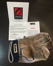 2019 Wes Rogers Onyx Clubhouse (1) Game Used Autographed Batting Glove Brewers 