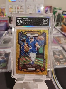 2023 Panini Prizm Daniel Jones Gold Wave Prizm /10 Arena Club MINT+ 9.5 Colts - Picture 1 of 2