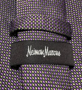 NEIMAN MARCUS  MAUVE/OLIVE   HAND MADE  100% SILK   JACQUARD TIE - Picture 1 of 9