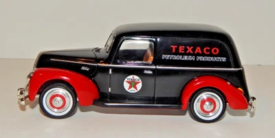 CS K-Line #K-94543 1940 Ford Texaco Delivery Van 1/32 Die-Cast Previously Owned - Image 1 of 4