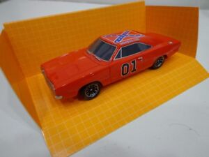 DODGE CHARGER GENERAL LEE DUKES OF HAZZARD 1/43 Amazing scale model Argentina