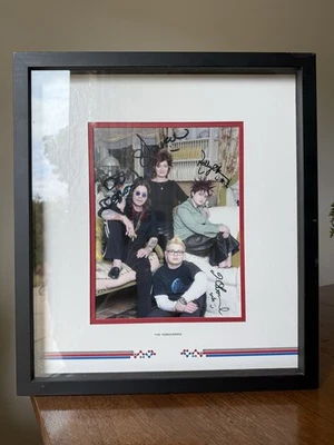 Imagen autógrafa firmada por Ozzy Osbourne The Osbourne 2002 MTV enmarcada Foto 1 de 3