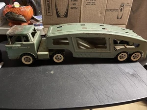 Vintage Strutco Pressed Steel Auto Transport Hauler - Picture 1 of 3
