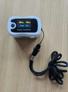 Finger Pulsoxymeter HUM AeroCheck Gebraucht Vorführmodell voll funktionsfähig - Bild 1 von 1