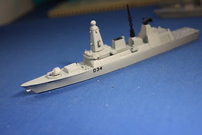 HMS Diamond D34 type 45 Destroyer individually boxed Triang Minic - Image 1 of 4