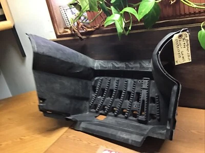 Reposapiés derecho # 5439077-070 Polaris 2009 Sportsman 550 XP 4x4 ATV Foto 1 de 4