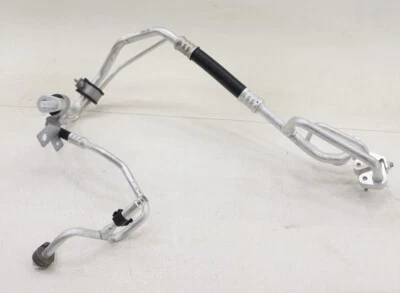 NEW OE Ford A/C Evaporator Tube Bracket AA5Z19835K Ford Taurus Lincoln MKS 10-12 - Изображение 1 из 4