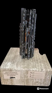Scultura in Marmo - Ferro - Foto 1 di 2