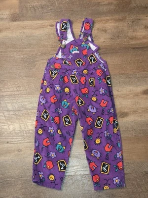 Macacão de veludo roxo vintage Carters volta às aulas fofo tamanho 4t - Imagem 1 de 4