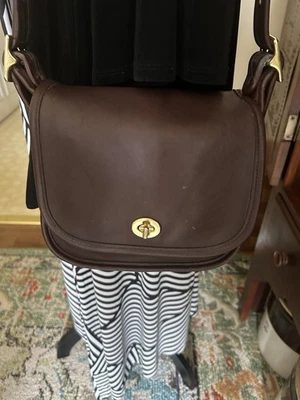 Vintage Coach Legacy Glove Tanned Leather Shoulder Bag.  Dark Brown USA 1998 - Image 1 of 4