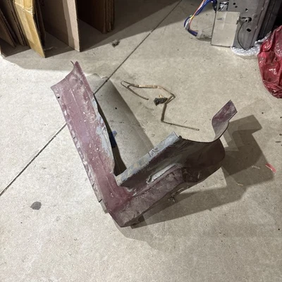 Oldsmobile Cutlass Supreme 1976-1977 cupé sedán vagón parachoques delantero relleno LH Foto 1 de 4