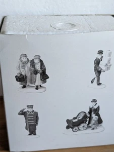 Department 56 Heritage Village Christmas in the City "Busy Sidewalks" People - Bild 1 von 15