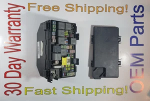 04692304AE 2010 Dodge Nitro Jeep Liberty TIPM Fuse Box Relay Unit Module - Picture 1 of 3