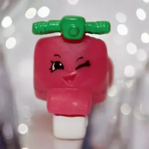 Shopkins Maria Ciclomotor Vacaciones Mundiales Tour Italiano #8-050 Temporada 8 Raro Rosa - Imagen 1 de 5